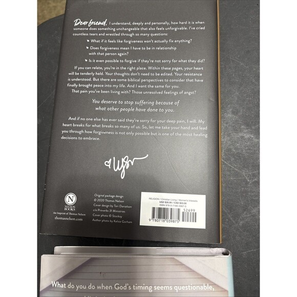 Two Lysa Terkeurst Books - New - Picture 6 of 6